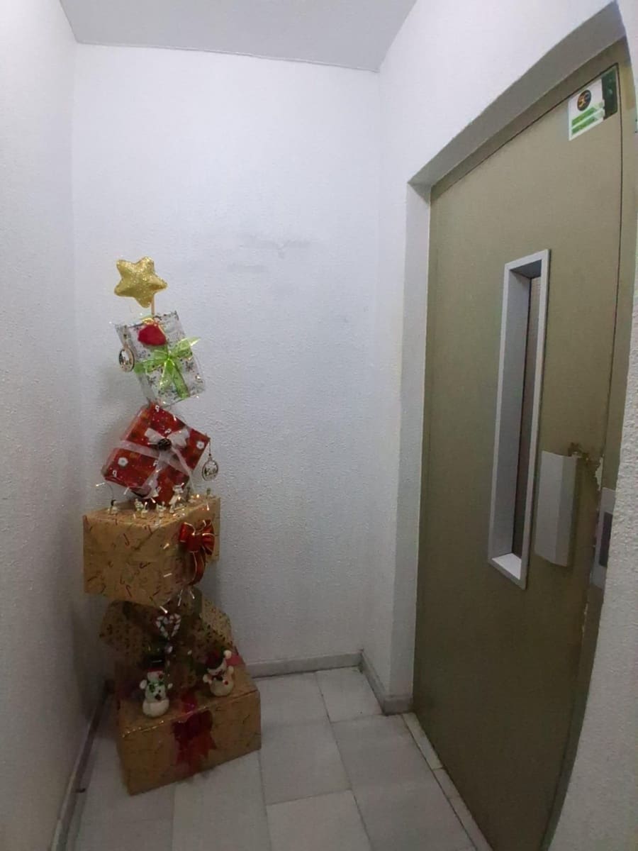 5 bedroom Flat for sale in Elche / Elx - € 165,000 (Ref: 9497218)