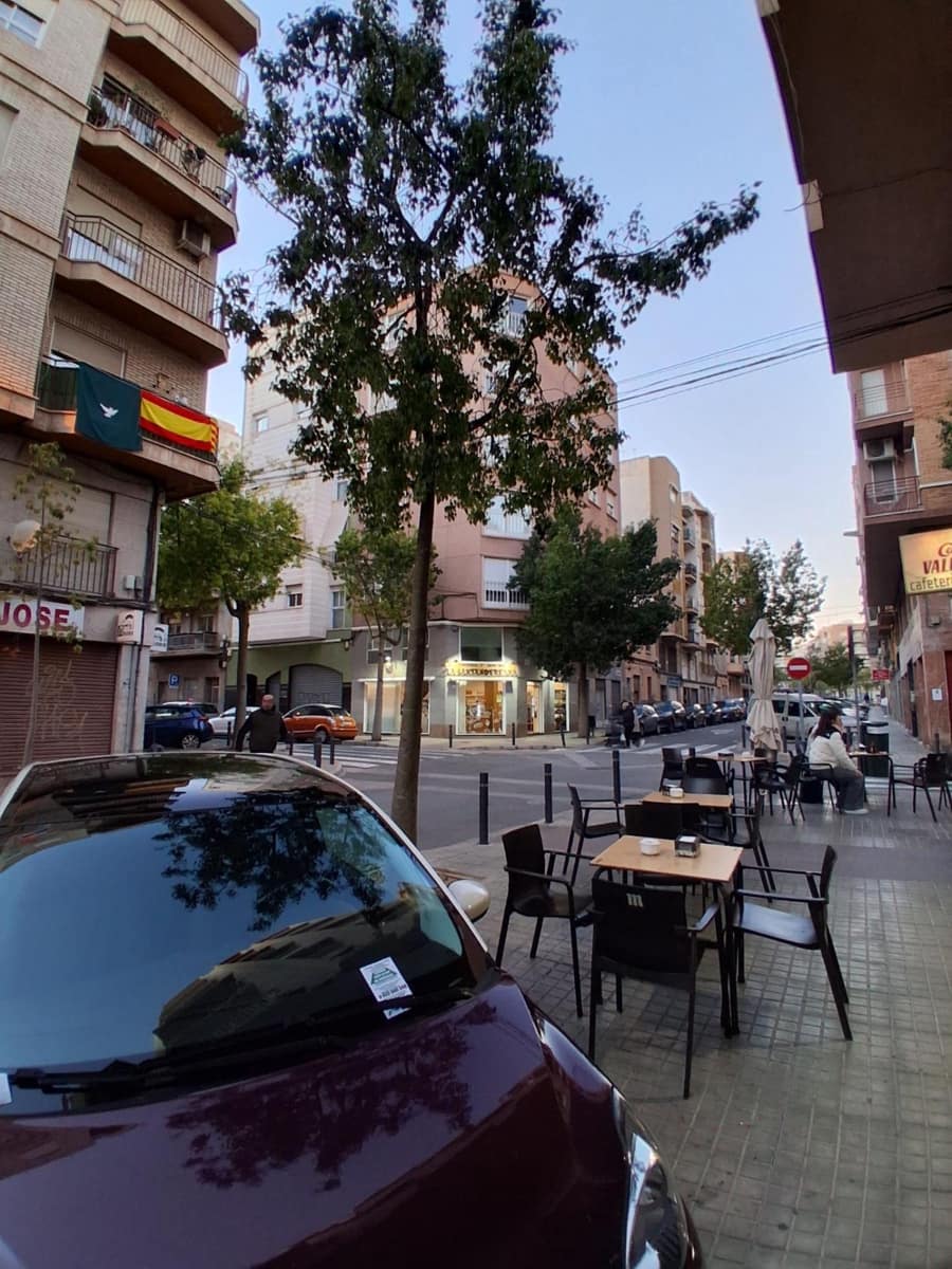 5 bedroom Flat for sale in Elche / Elx - € 165,000 (Ref: 9497218)