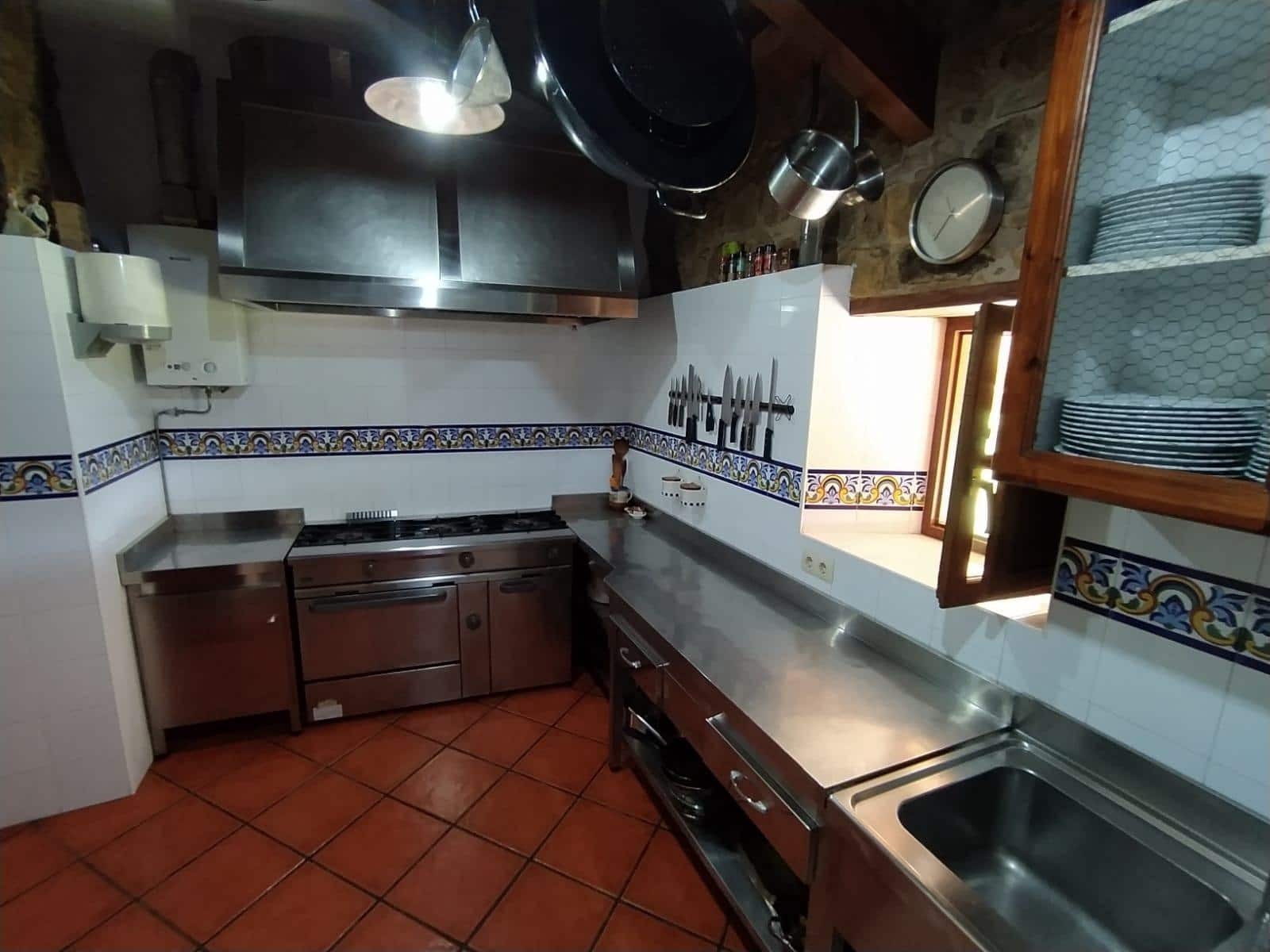 Finca/Casa Rural de 6 habitaciones en Ortigueira en venta - 560.000 € (Ref: 9518934)