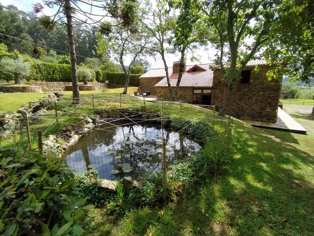 Finca/Casa Rural de 6 habitaciones en Ortigueira en venta - 560.000 € (Ref: 9518934)