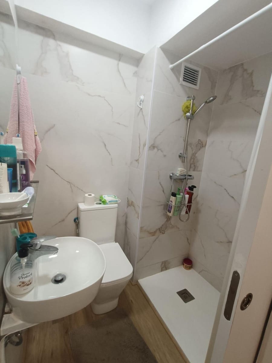 3 chambre Appartement à vendre à Alicante ville - 165 000 € (Ref: 9530545)