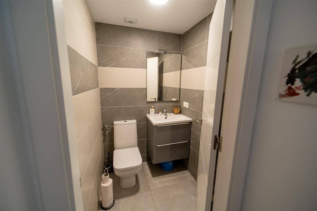 4 sovrum Villa till salu i La Siesta med pool - 495 000 € (Ref: 9541118)