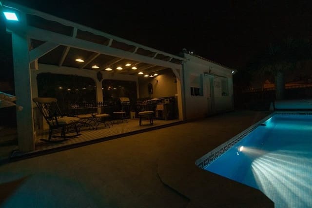 4 sovrum Villa till salu i La Siesta, Torrevieja med pool - 495 000 € (Ref: 9541118)