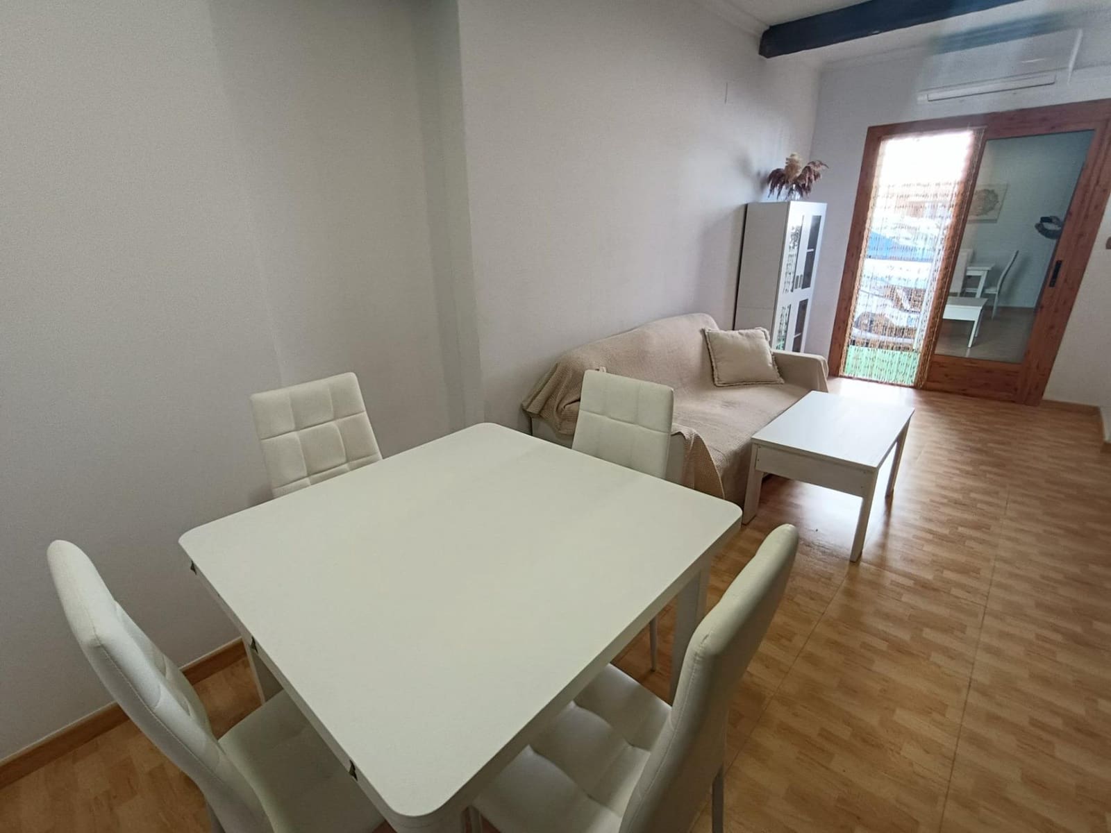 1 sypialnia Apartament przy plaży do wynajęcia w Elche / Elx - 900 € (Ref: 9541120)