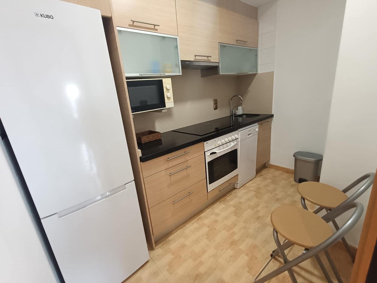 1 sypialnia Apartament przy plaży do wynajęcia w Elche / Elx - 900 € (Ref: 9541120)