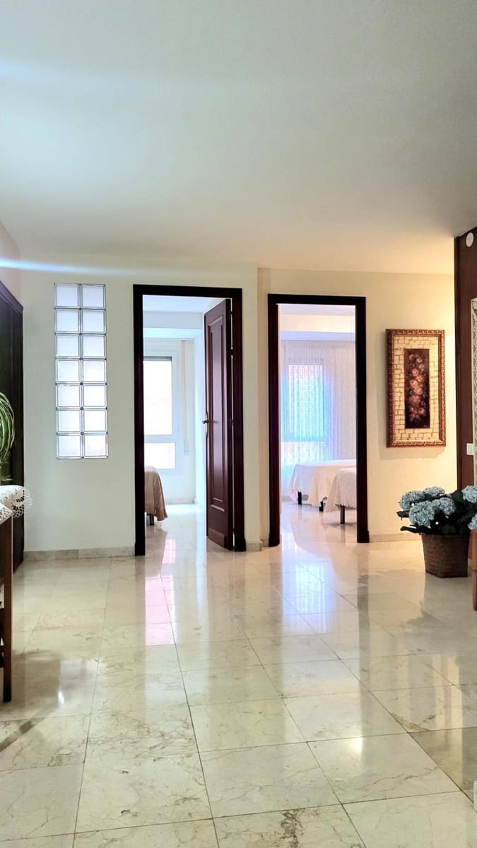 2 sovrum Lägenhet till salu i Alicante stad - 309 000 € (Ref: 9586527)