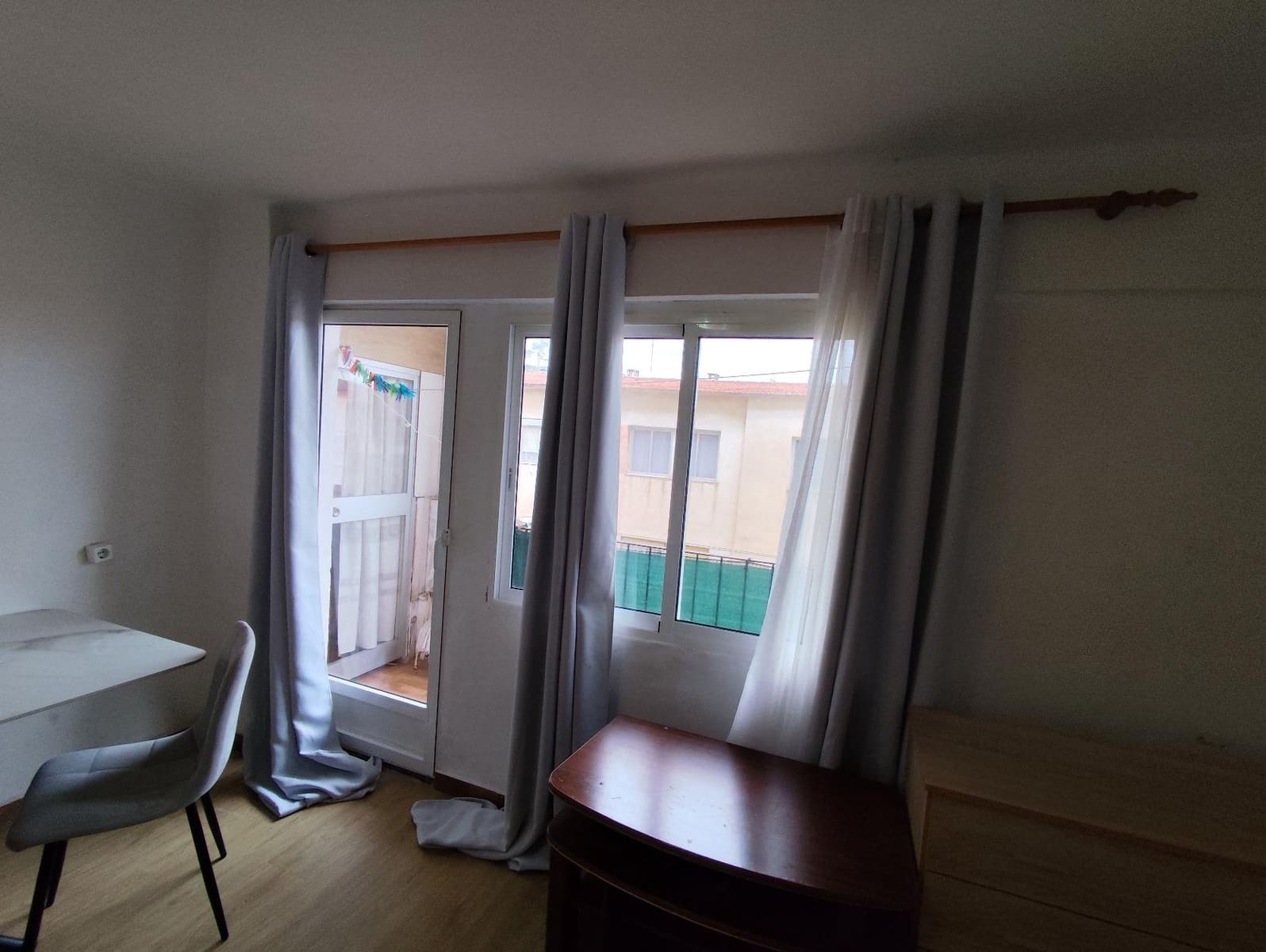 3 sypialnia Mieszkanie na sprzedaż w Miasto Alicante / Alacant - 84 000 € (Ref: 9591337)
