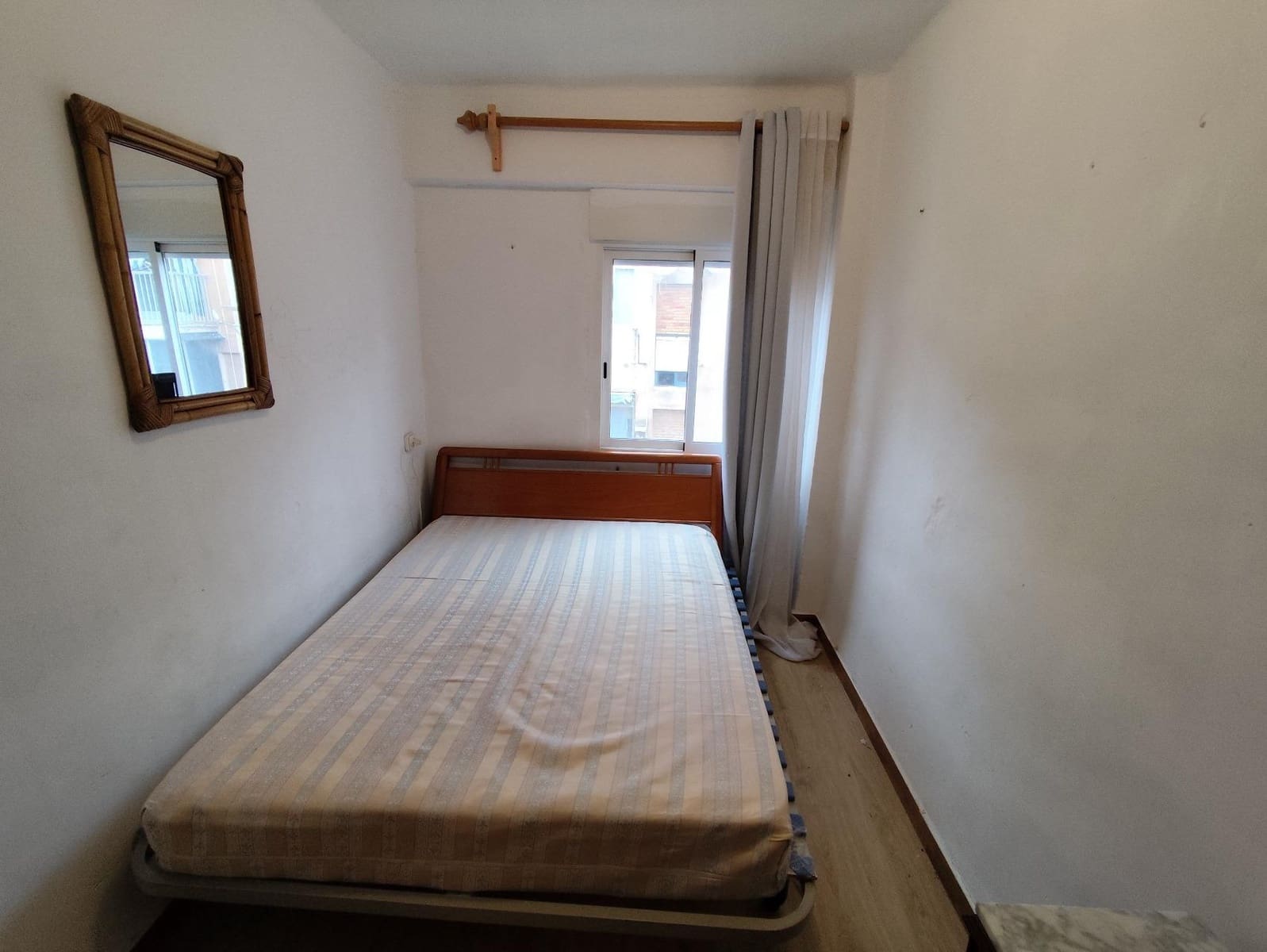 3 sypialnia Mieszkanie na sprzedaż w Miasto Alicante / Alacant - 84 000 € (Ref: 9591337)