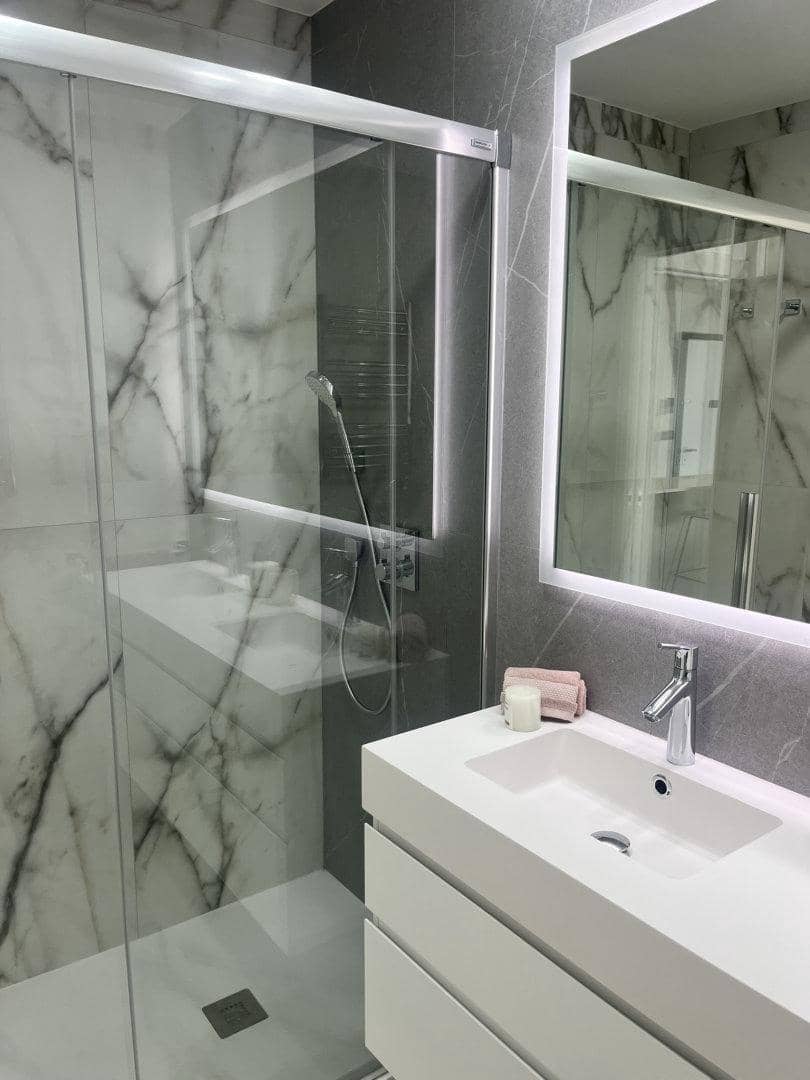 3 sovrum Lägenhet till salu i Benidorm med pool garage - 795 000 € (Ref: 9596162)