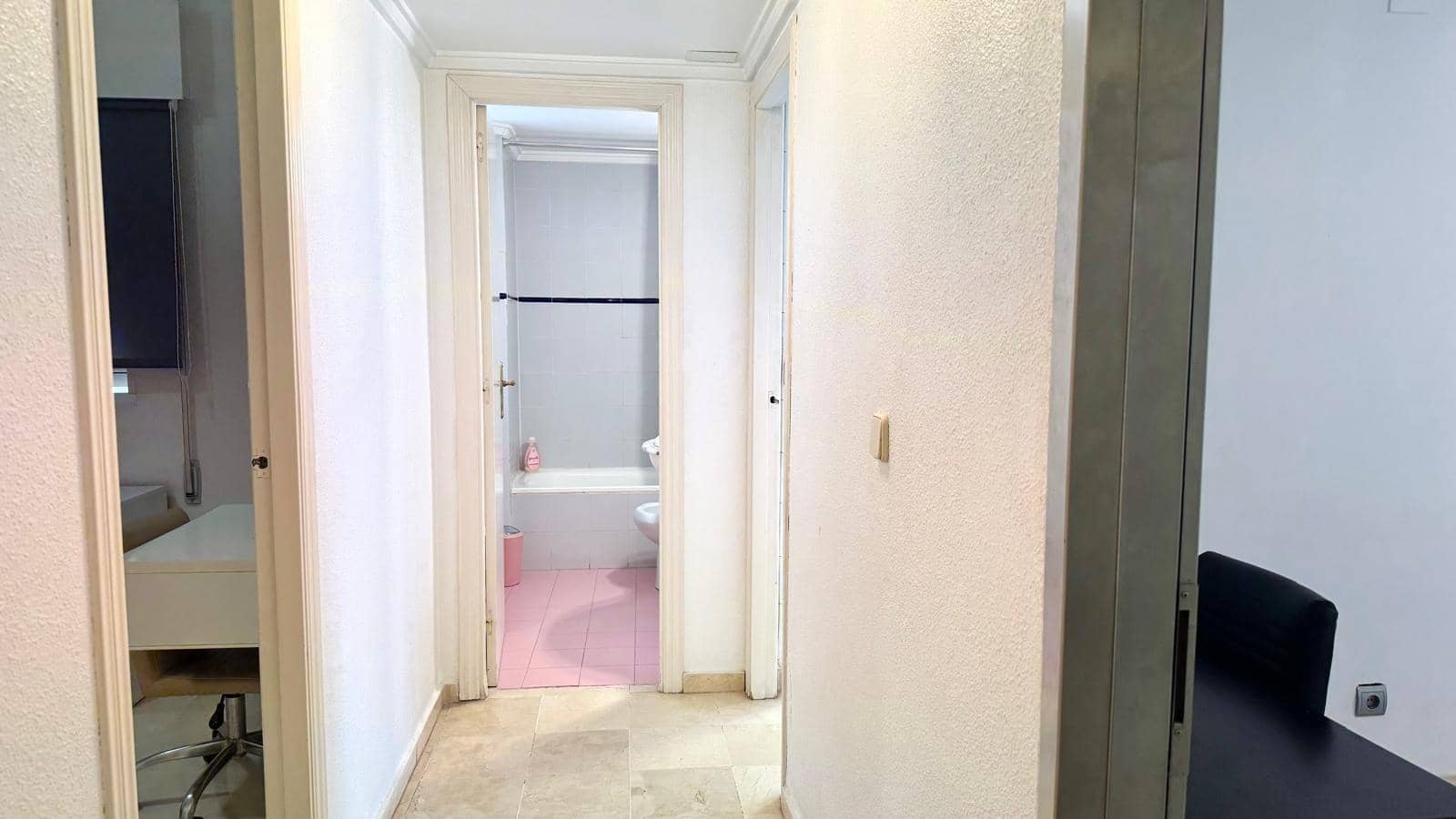 4 slaapkamer Appartement te huur in Alicante stad met garage - € 1.300 (Ref: 9608099)