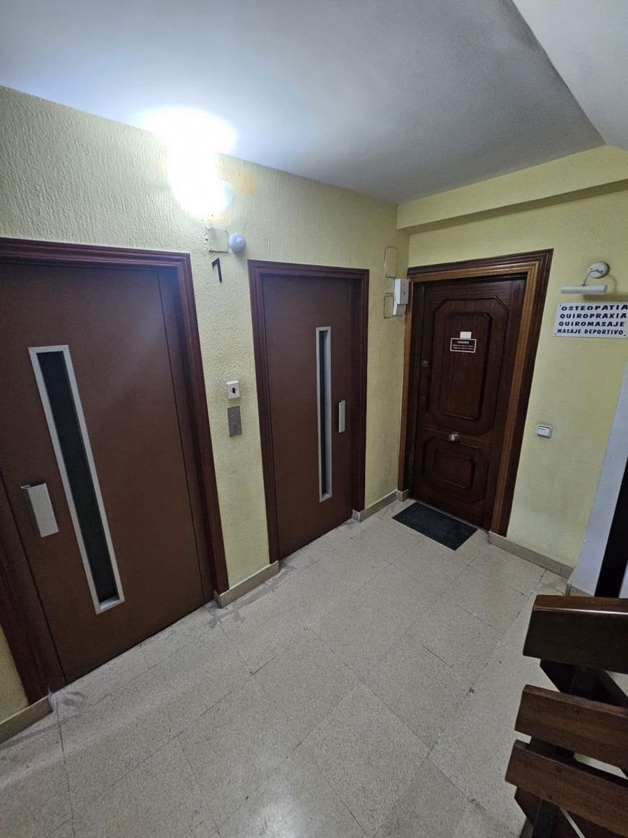 3 bedroom Flat for sale in Alicante / Alacant city - € 320,000 (Ref: 9615489)