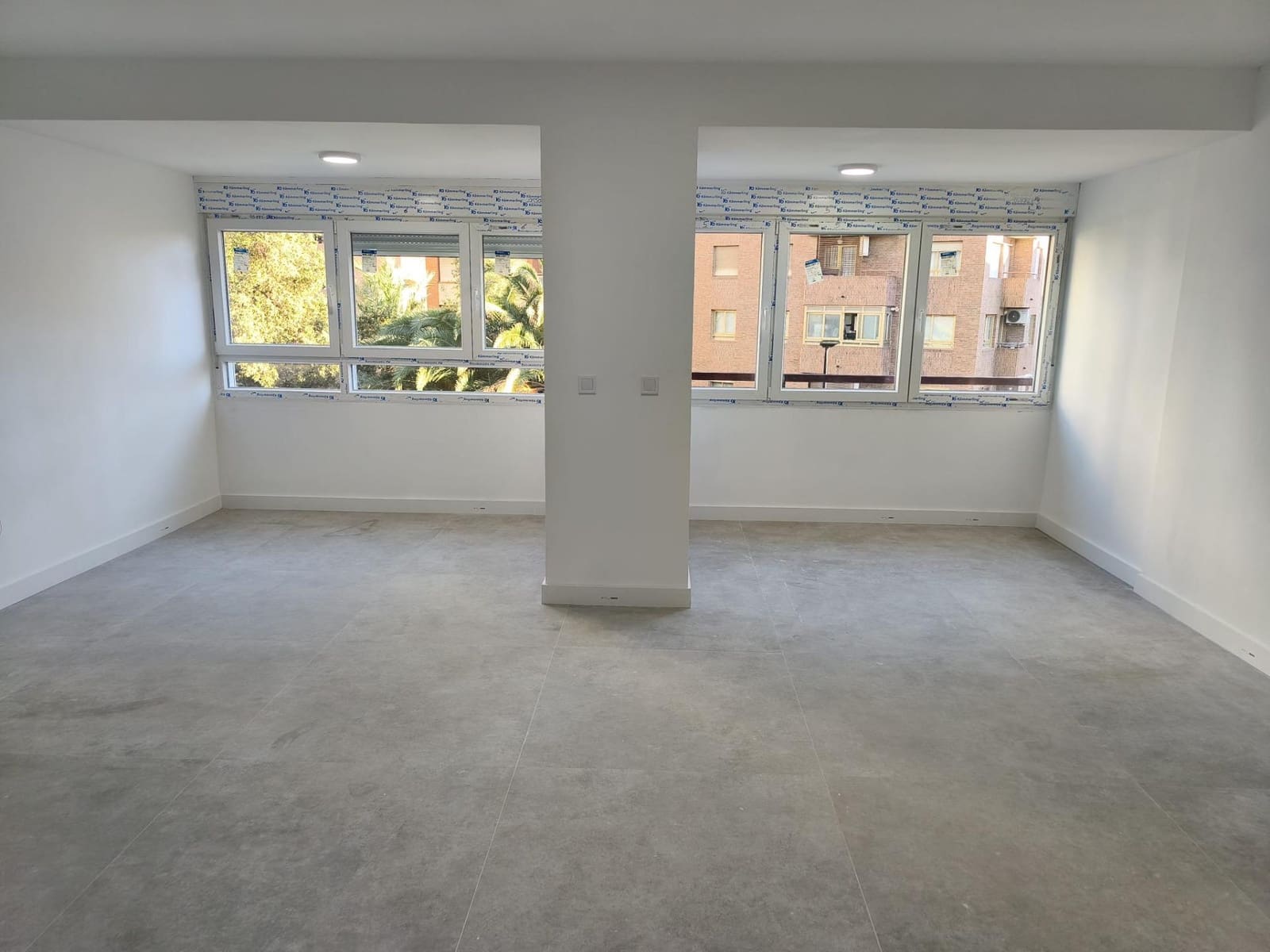 3 bedroom Flat for sale in Alicante / Alacant city - € 320,000 (Ref: 9615489)