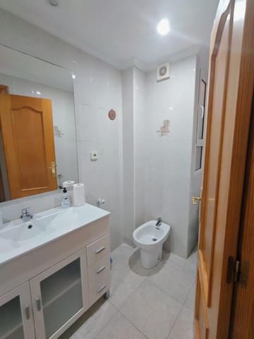 3 bedroom Flat for sale in Alicante / Alacant city - € 235,000 (Ref: 9621793)