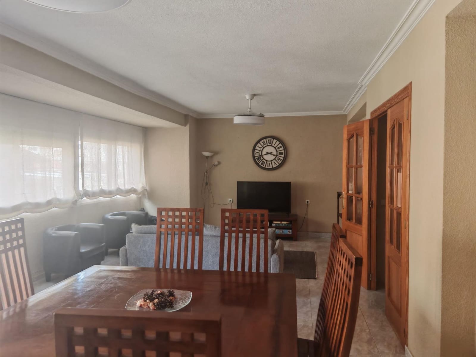 3 bedroom Flat for sale in Alicante / Alacant city - € 235,000 (Ref: 9621793)