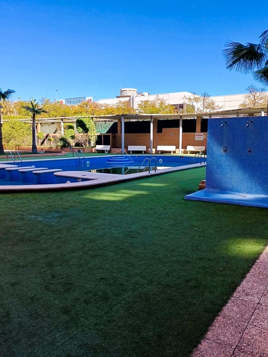 4 soverom Leilighet til salgs i Alicante by med svømmebasseng garasje - € 480 000 (Ref: 9634311)