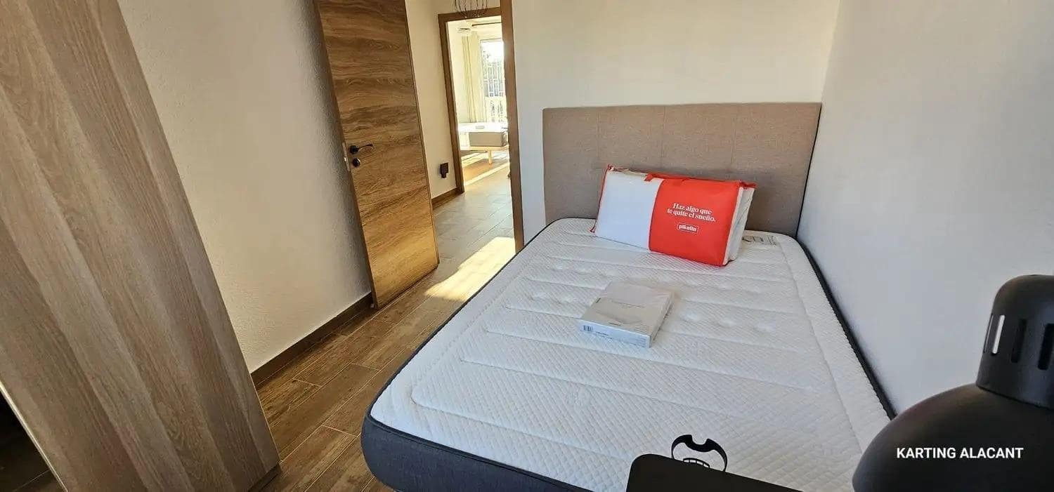 5 chambre Bungalow à vendre à San Vicente / Sant Vicent del Raspeig avec piscine garage - 415 000 € (Ref: 9634312)