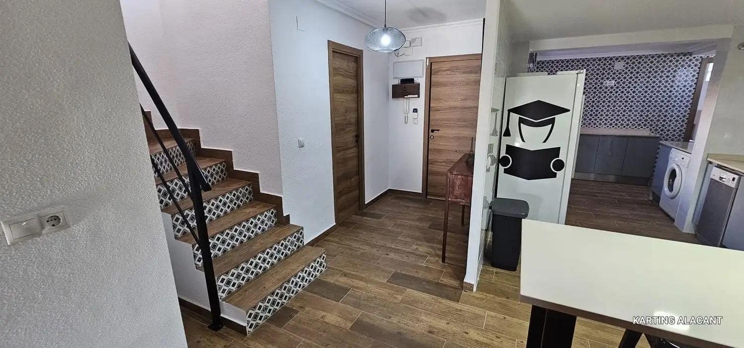 5 chambre Bungalow à vendre à San Vicente / Sant Vicent del Raspeig avec piscine garage - 415 000 € (Ref: 9634312)