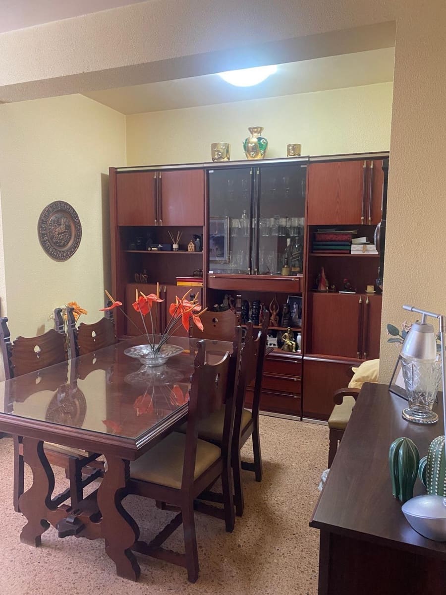 4 quarto Apartamento para venda em Las Palmas de Gran Canaria com garagem - 289 000 € (Ref: 9447129)