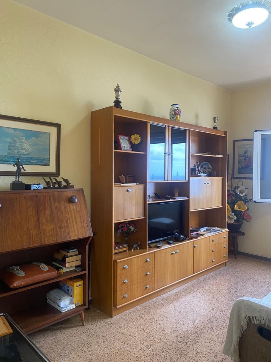 4 quarto Apartamento para venda em Las Palmas de Gran Canaria com garagem - 289 000 € (Ref: 9447129)
