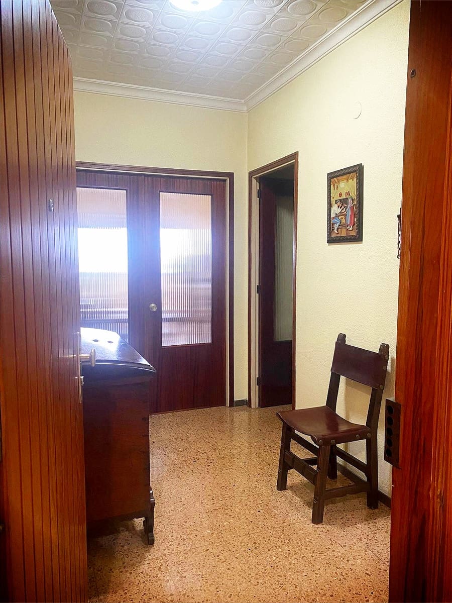 4 quarto Apartamento para venda em Las Palmas de Gran Canaria com garagem - 289 000 € (Ref: 9447129)