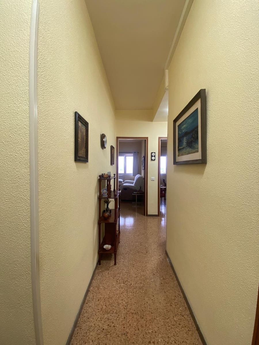 4 quarto Apartamento para venda em Las Palmas de Gran Canaria com garagem - 289 000 € (Ref: 9447129)