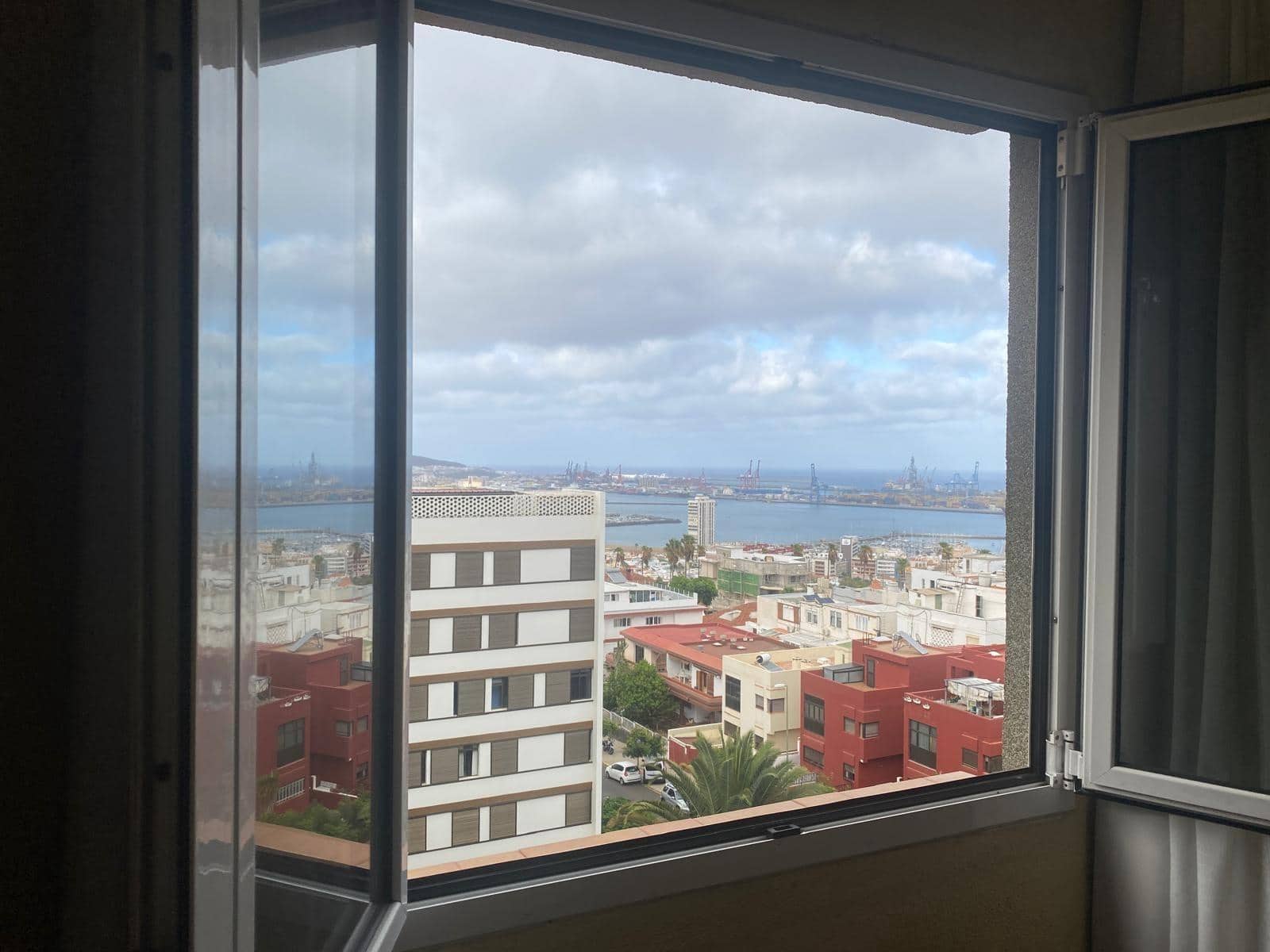 4 quarto Apartamento para venda em Las Palmas de Gran Canaria com garagem - 289 000 € (Ref: 9447129)