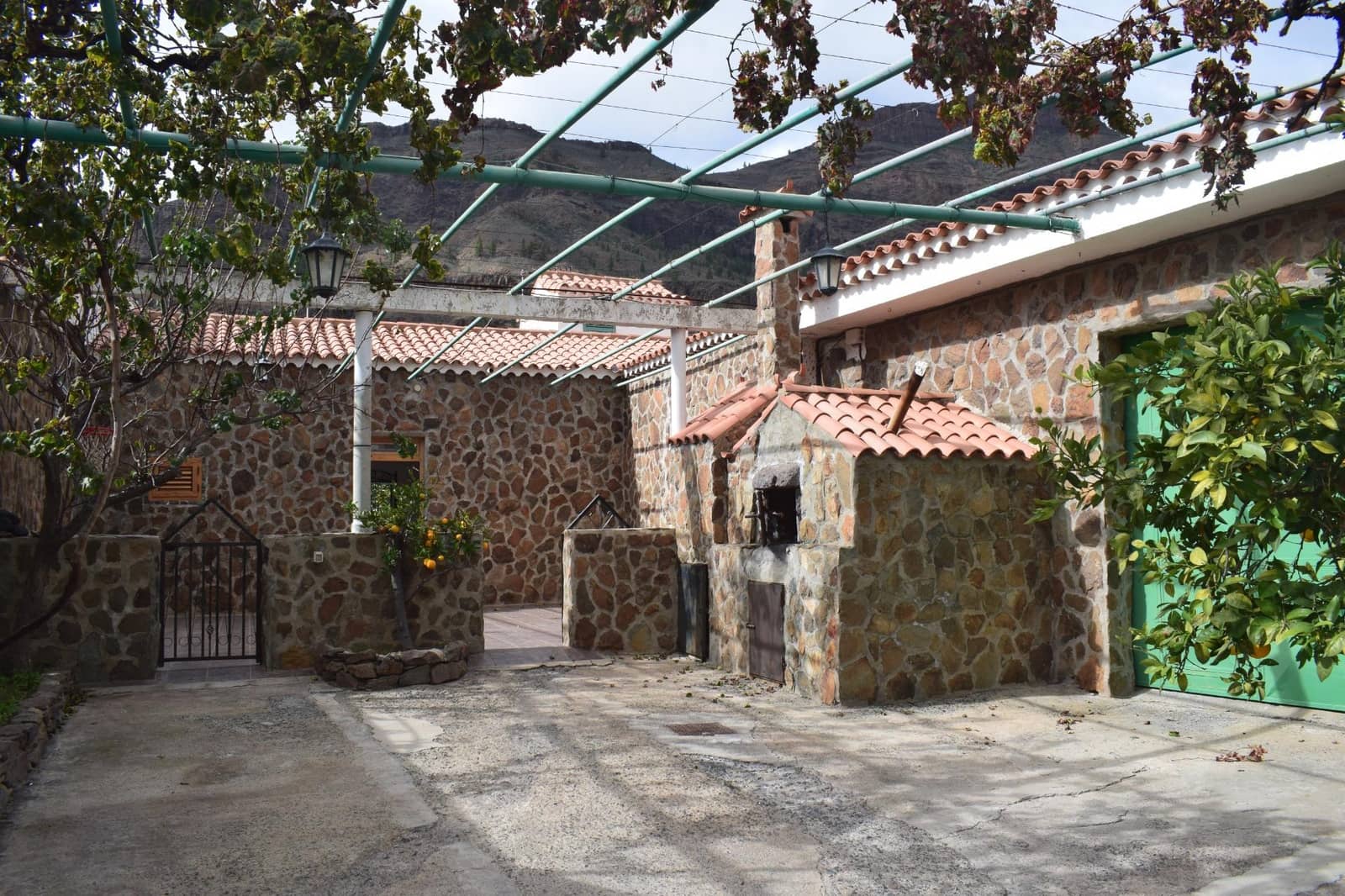 3 Zimmer Haus zu verkaufen in Fataga mit Garage - 295.000 € (Ref: 9447130)