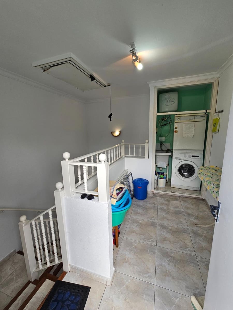 5 soveværelse Byhus til salg i Las Palmas de Gran Canaria - € 340.000 (Ref: 9447131)