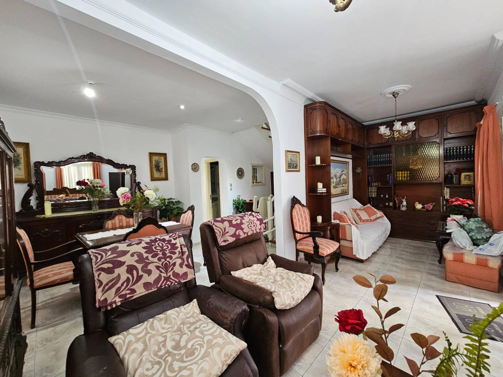 5 soveværelse Byhus til salg i Las Palmas de Gran Canaria - € 340.000 (Ref: 9447131)