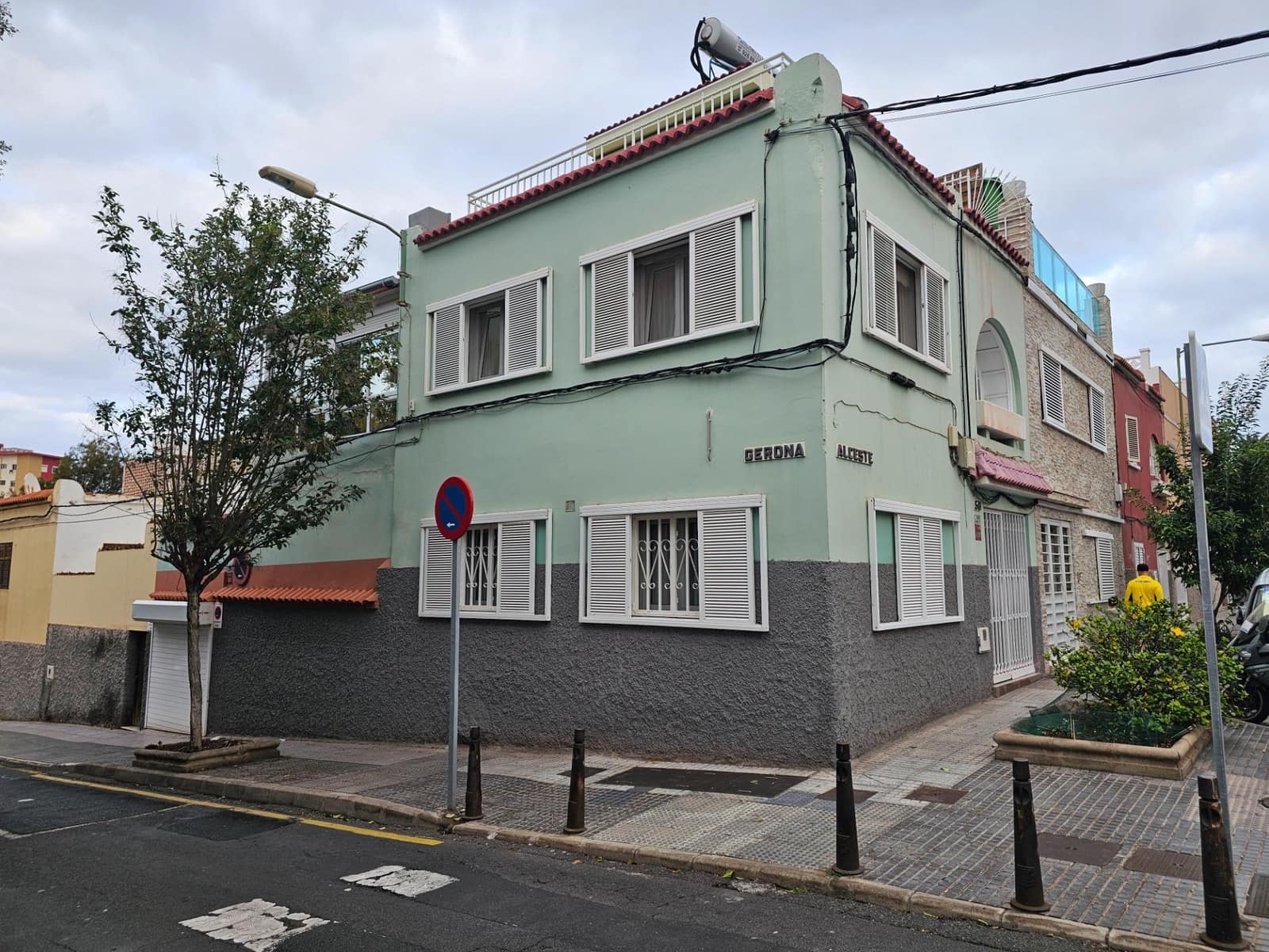 5 soveværelse Byhus til salg i Las Palmas de Gran Canaria - € 340.000 (Ref: 9447131)