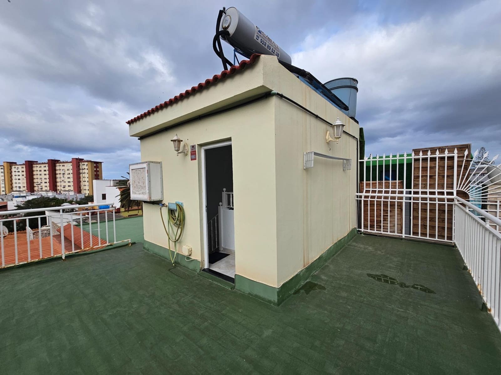5 soveværelse Byhus til salg i Las Palmas de Gran Canaria - € 340.000 (Ref: 9447131)