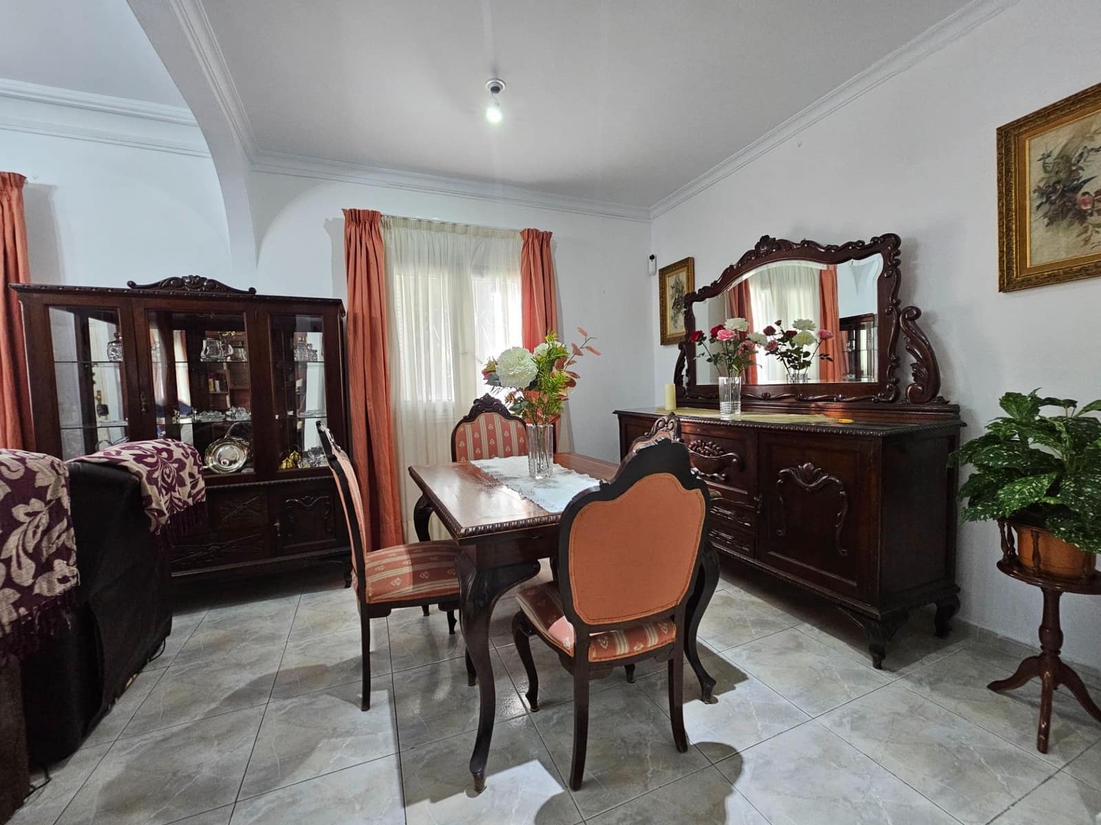 5 soveværelse Byhus til salg i Las Palmas de Gran Canaria - € 340.000 (Ref: 9447131)