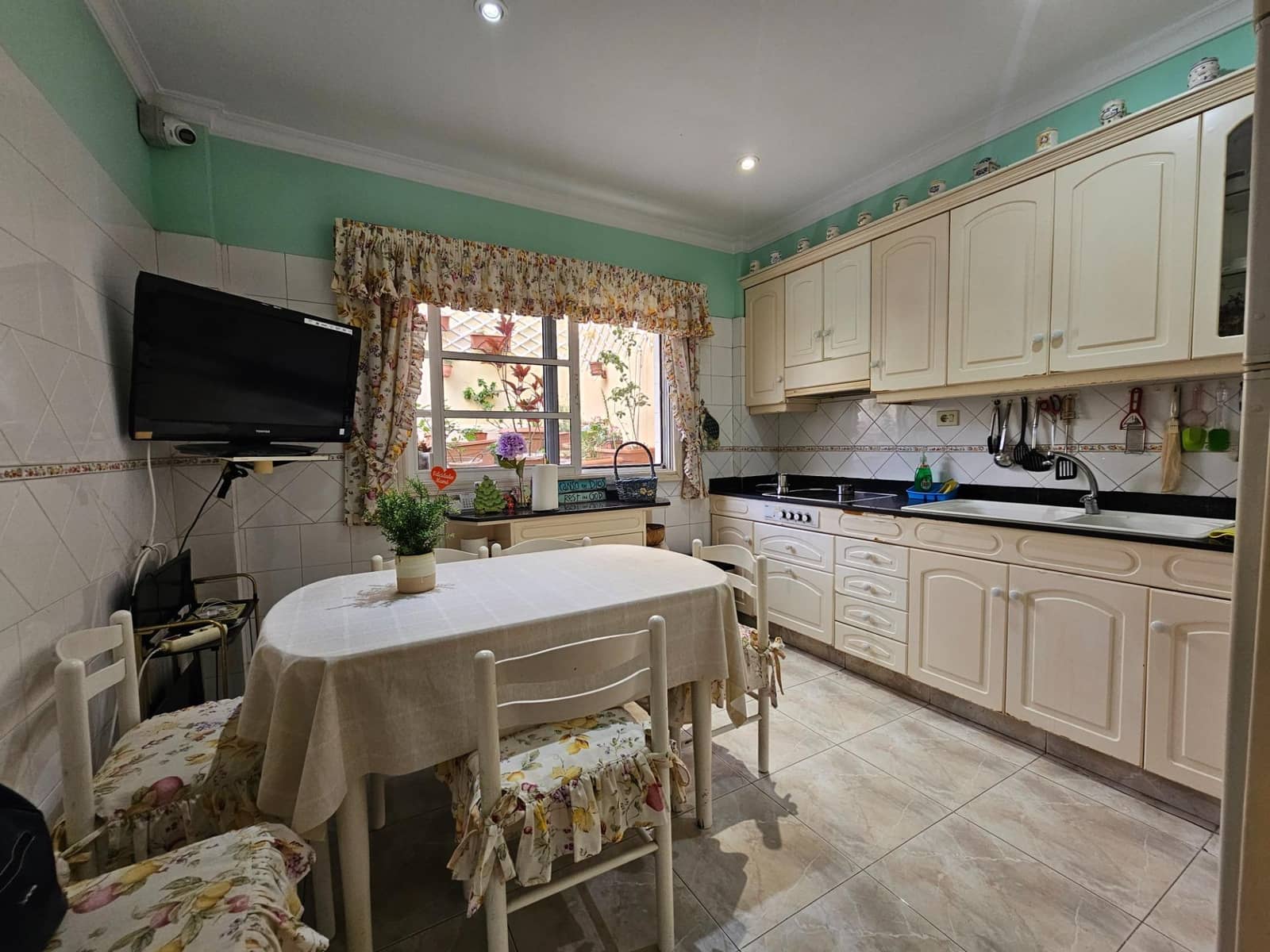 5 soveværelse Byhus til salg i Las Palmas de Gran Canaria - € 340.000 (Ref: 9447131)