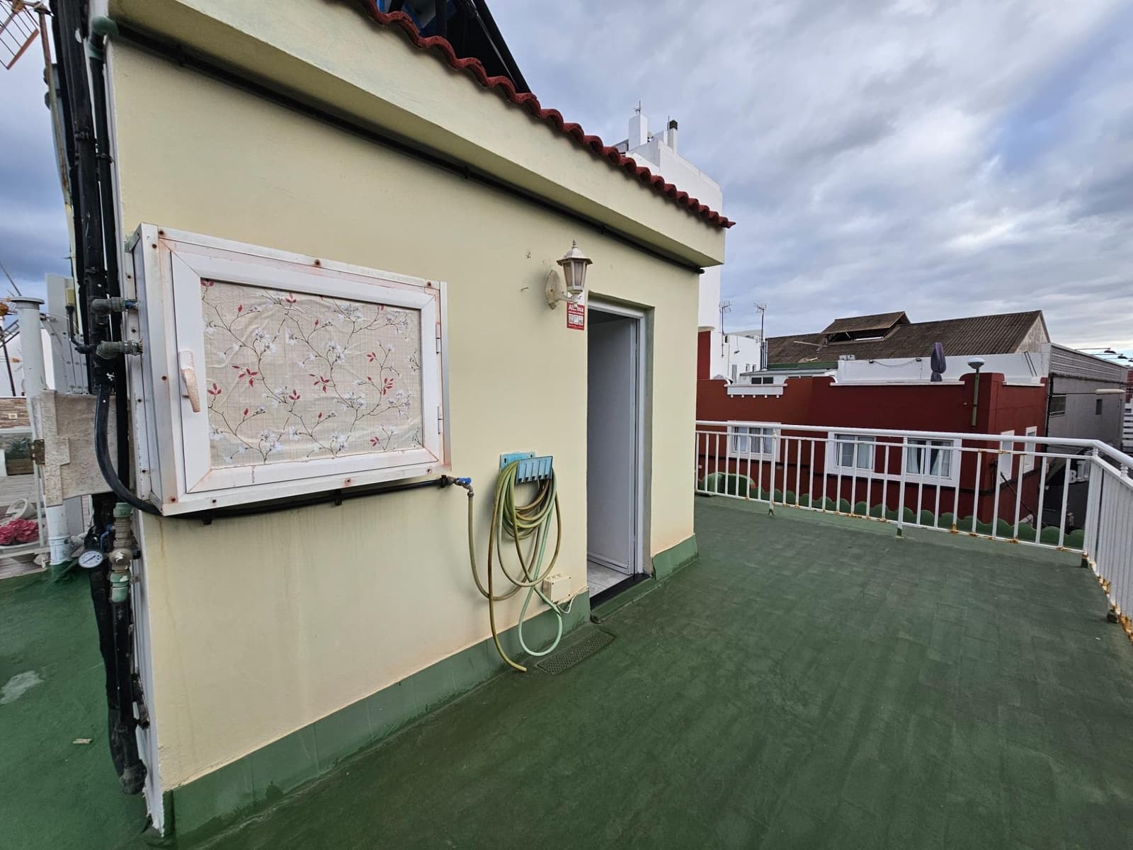 5 soveværelse Byhus til salg i Las Palmas de Gran Canaria - € 340.000 (Ref: 9447131)