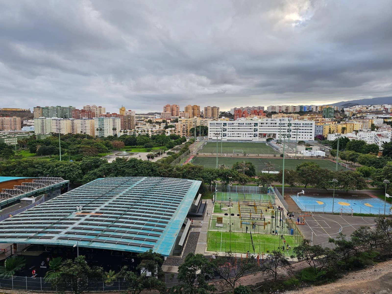 5 soveværelse Byhus til salg i Las Palmas de Gran Canaria - € 340.000 (Ref: 9447131)