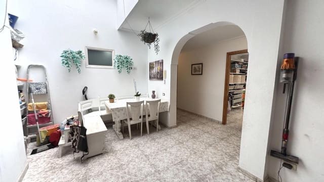 Piso de 4 habitaciones en Arinaga, Agüimes en venta - 230.000 € (Ref: 9447132)