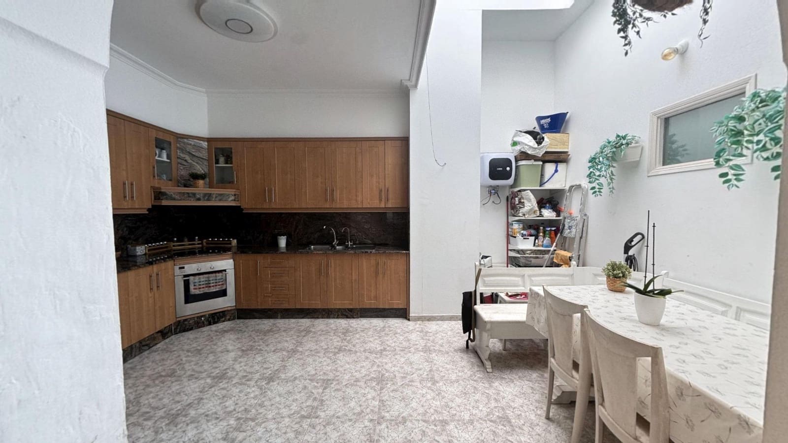 Piso de 4 habitaciones en Arinaga en venta - 230.000 € (Ref: 9447132)