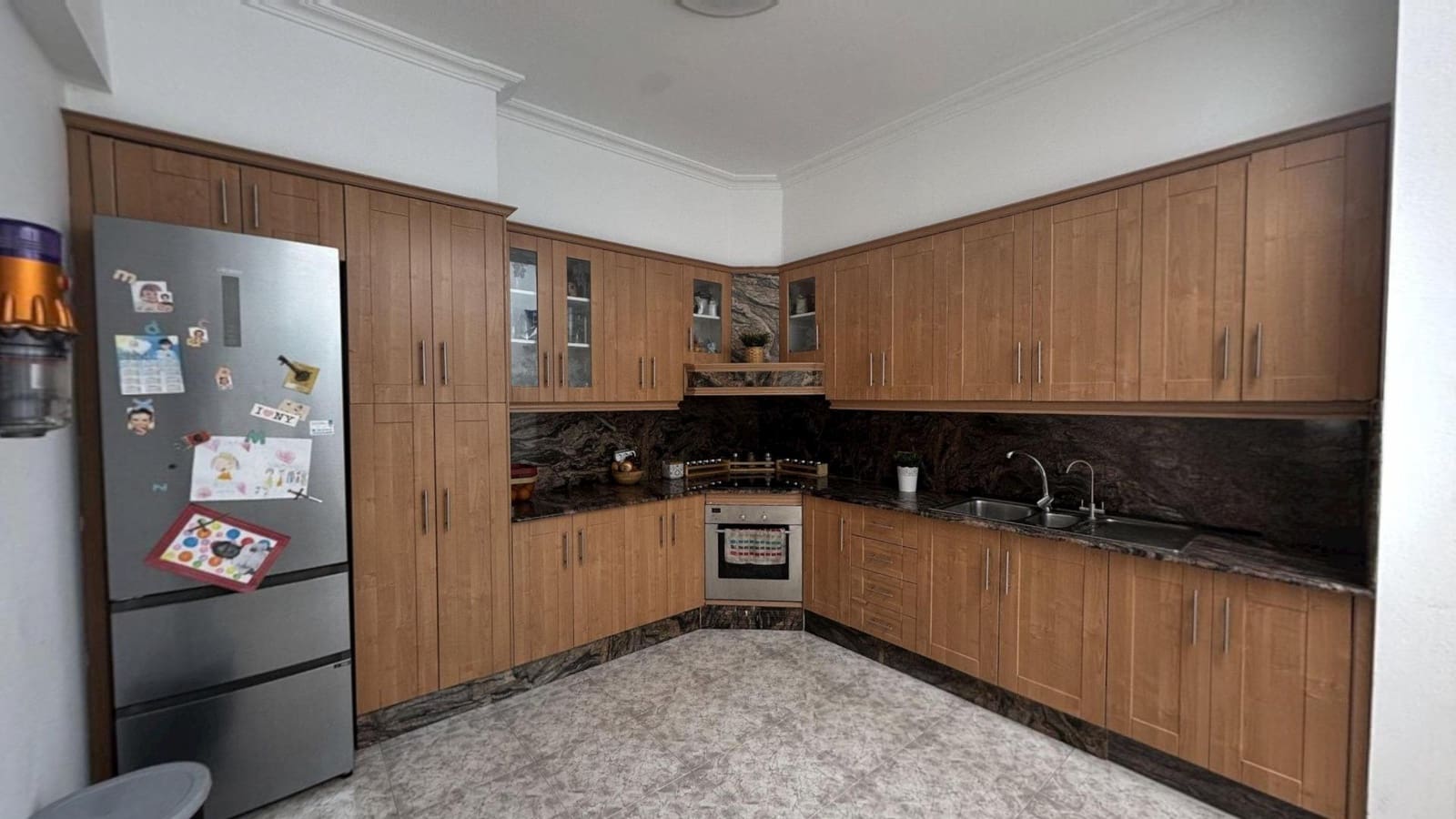 Piso de 4 habitaciones en Arinaga en venta - 230.000 € (Ref: 9447132)