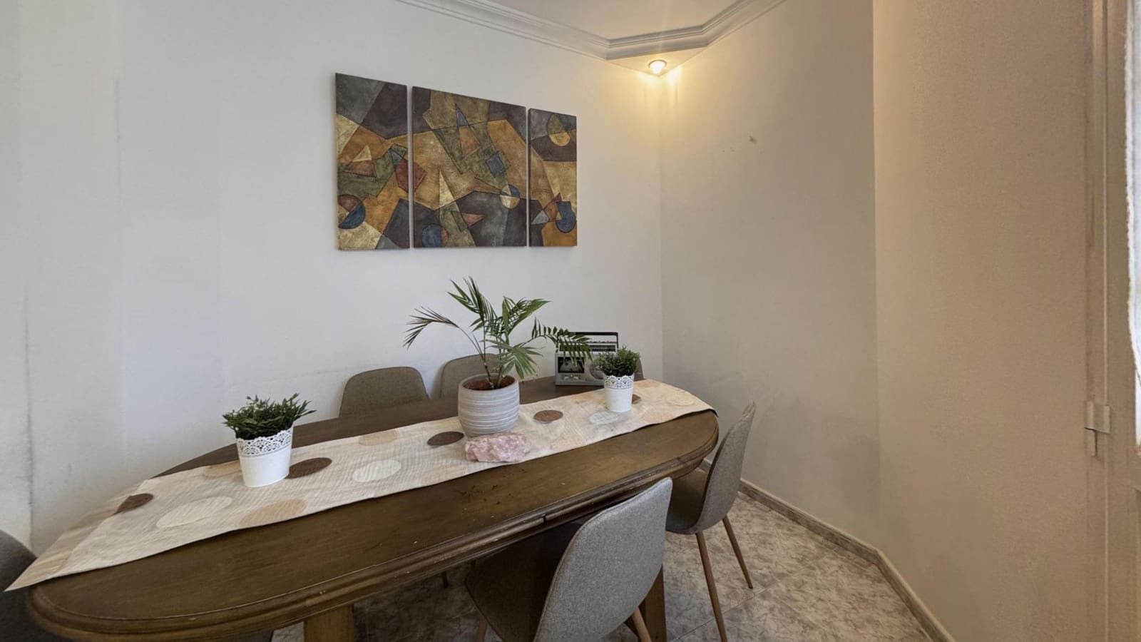 Piso de 4 habitaciones en Arinaga en venta - 230.000 € (Ref: 9447132)