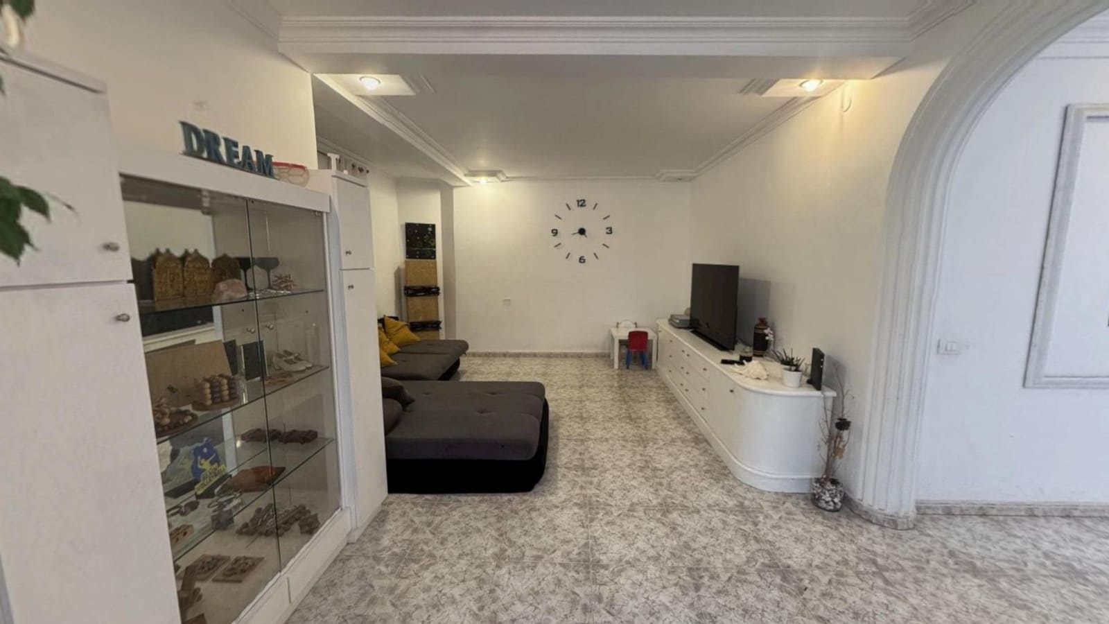 Piso de 4 habitaciones en Arinaga en venta - 230.000 € (Ref: 9447132)
