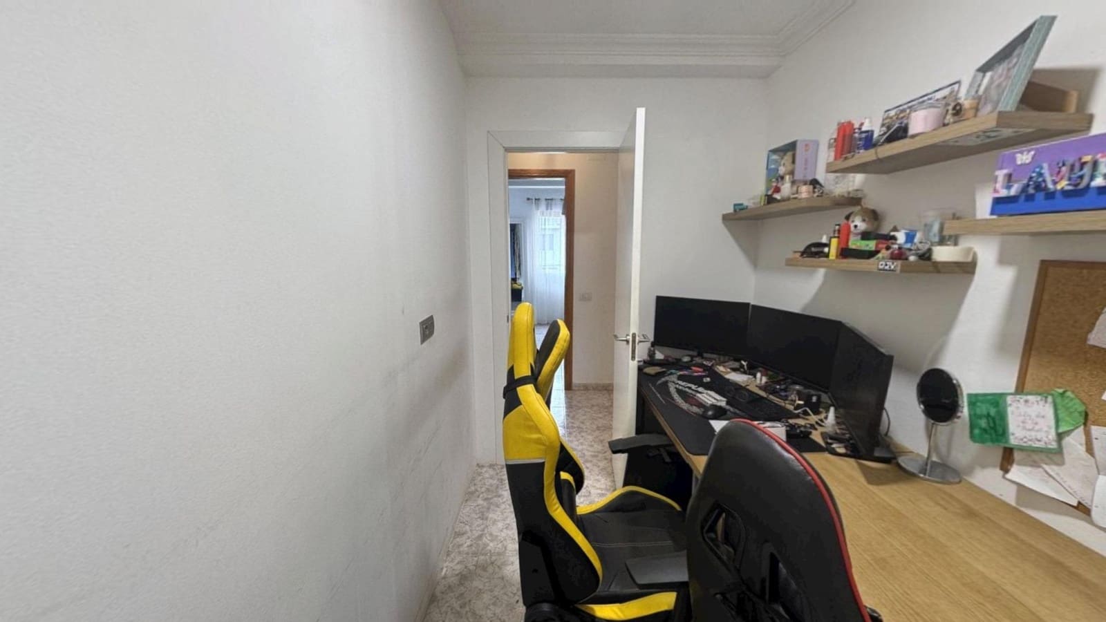 Piso de 4 habitaciones en Arinaga en venta - 230.000 € (Ref: 9447132)