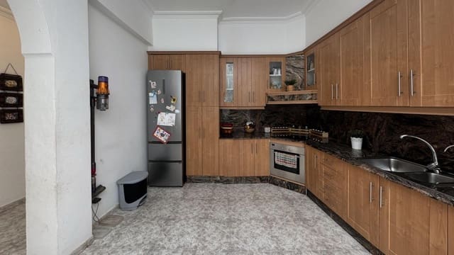 Piso de 4 habitaciones en Arinaga, Agüimes en venta - 230.000 € (Ref: 9447132)