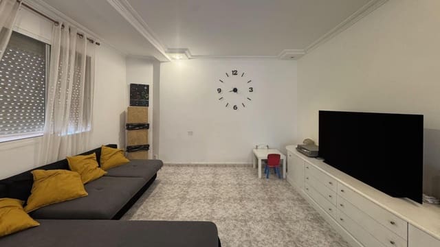 Piso de 4 habitaciones en Arinaga, Agüimes en venta - 230.000 € (Ref: 9447132)