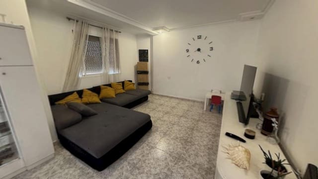 Piso de 4 habitaciones en Arinaga, Agüimes en venta - 230.000 € (Ref: 9447132)
