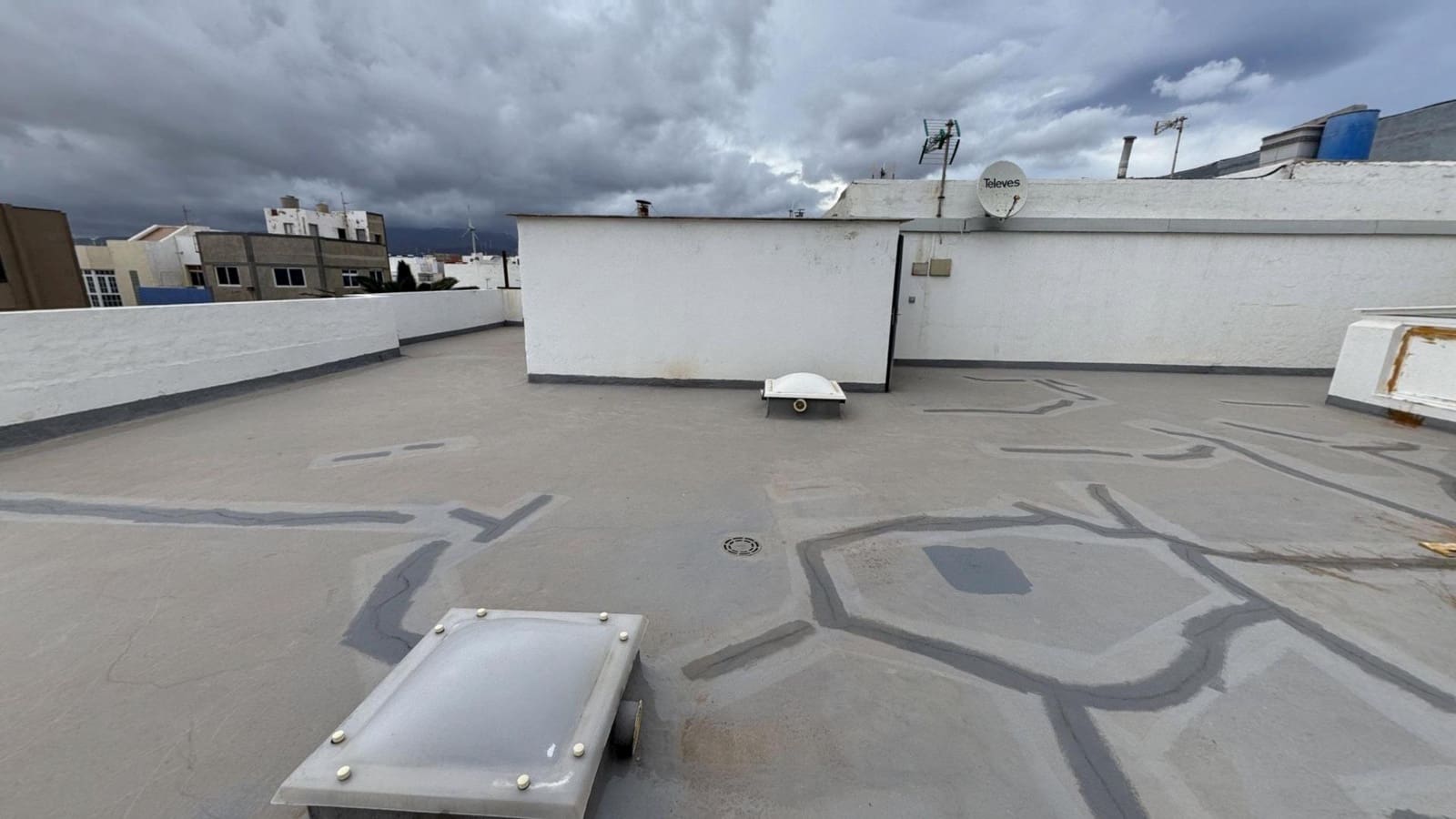 Piso de 4 habitaciones en Arinaga en venta - 230.000 € (Ref: 9447132)