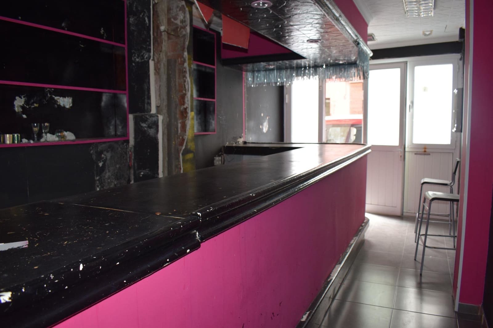 2 bedroom Commercial for sale in Las Palmas de Gran Canaria - € 59,000 (Ref: 9447135)