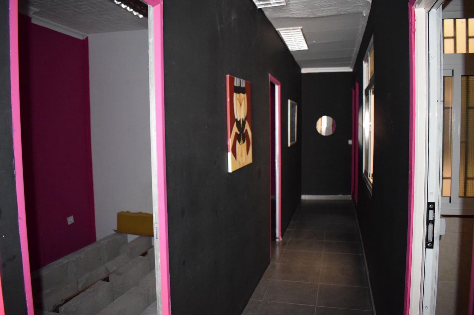 2 bedroom Commercial for sale in Las Palmas de Gran Canaria - € 59,000 (Ref: 9447135)