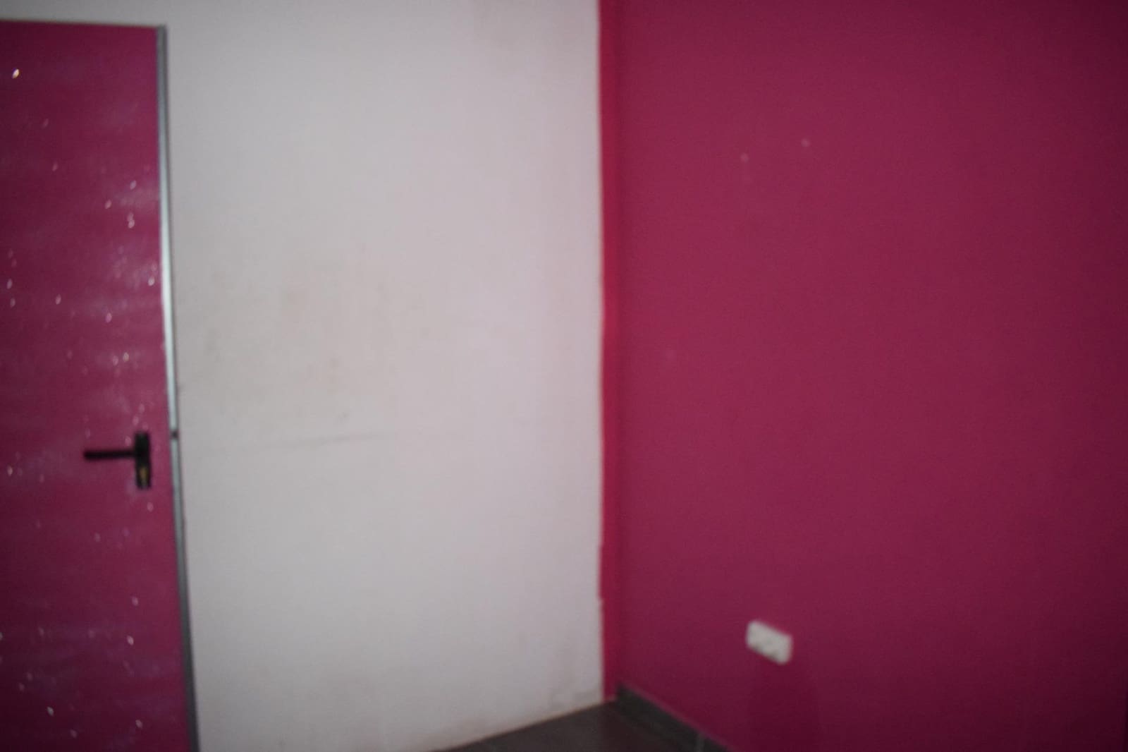 2 bedroom Commercial for sale in Las Palmas de Gran Canaria - € 59,000 (Ref: 9447135)