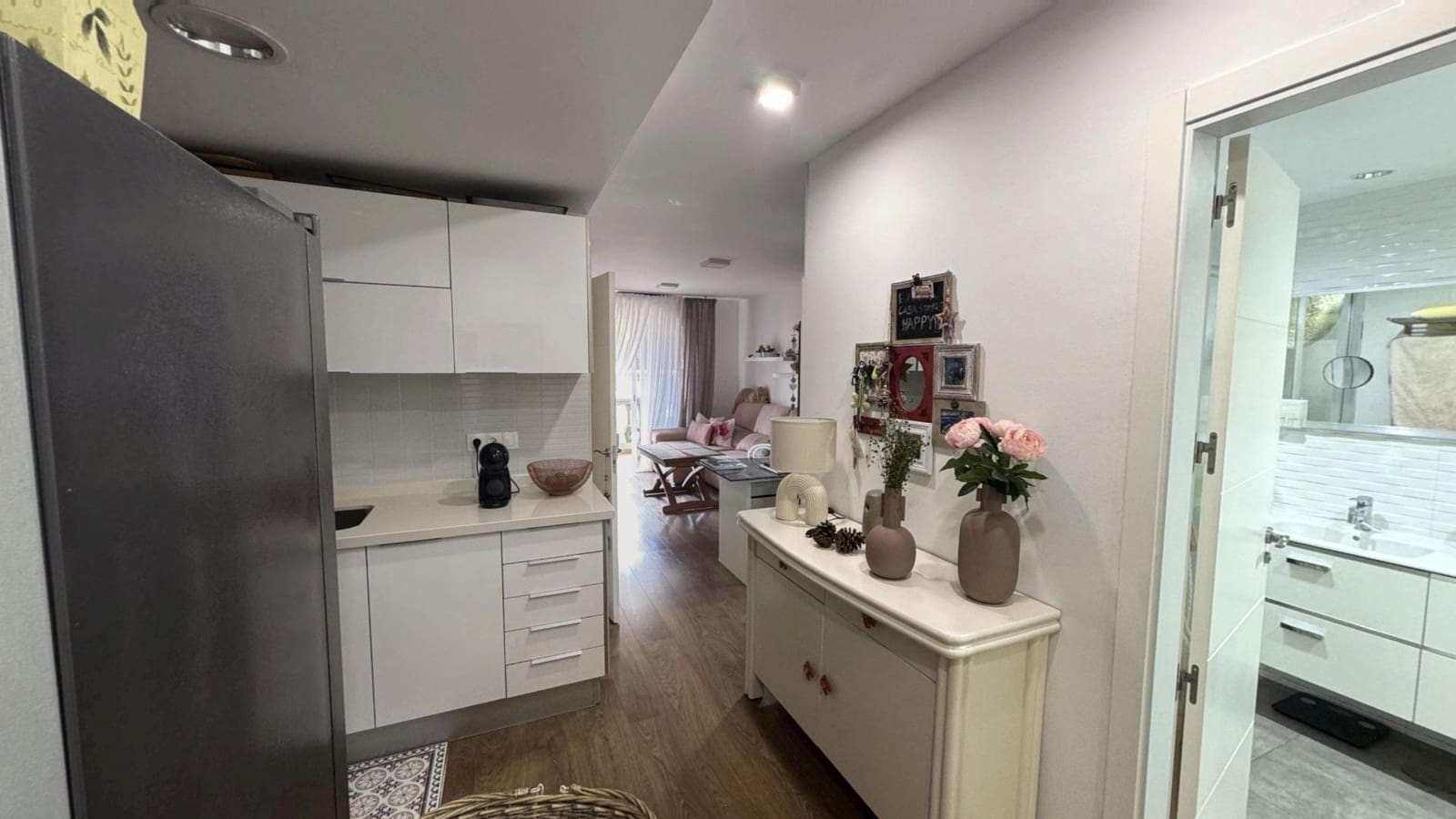 2 bedroom Flat for sale in Telde with pool garage - € 220,000 (Ref: 9447137)