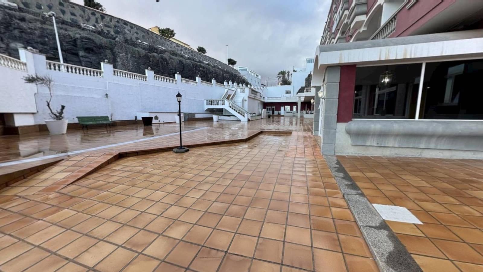 2 bedroom Flat for sale in Telde with pool garage - € 220,000 (Ref: 9447137)